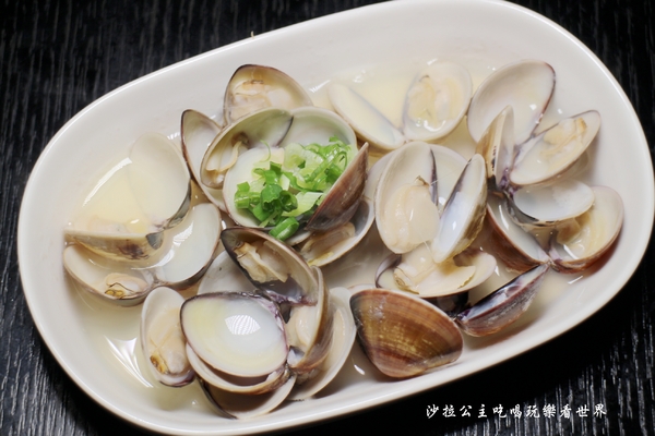 皇上吉饗極品唐風燒肉:東區燒肉吃到飽/夜店風吃飯還要戴墨鏡『皇上吉饗極品唐風燒肉』糖朝餐飲集團新品牌/捷運忠孝敦化站