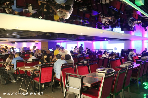 皇上吉饗極品唐風燒肉:東區燒肉吃到飽/夜店風吃飯還要戴墨鏡『皇上吉饗極品唐風燒肉』糖朝餐飲集團新品牌/捷運忠孝敦化站