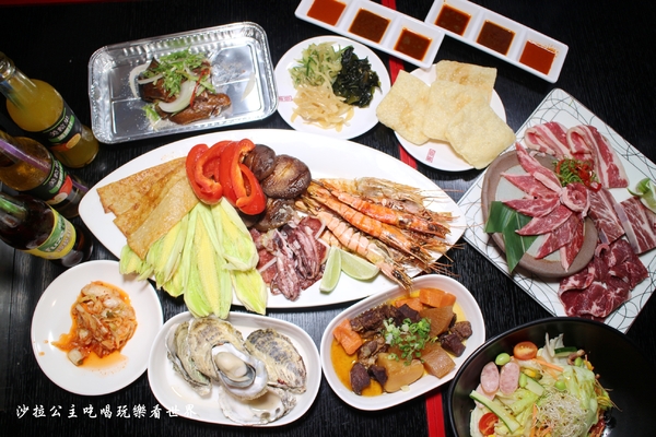 皇上吉饗極品唐風燒肉:東區燒肉吃到飽/夜店風吃飯還要戴墨鏡『皇上吉饗極品唐風燒肉』糖朝餐飲集團新品牌/捷運忠孝敦化站