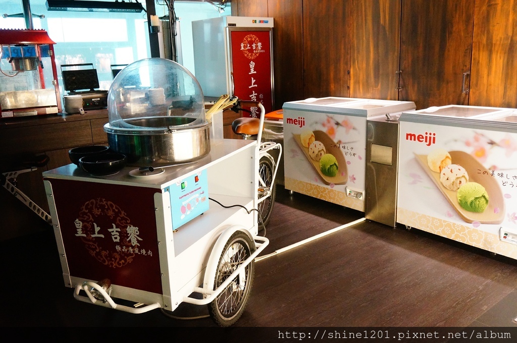 忠孝敦化站燒肉居酒屋-皇上吉饗 東區燒肉吃到飽 夜店風燒烤