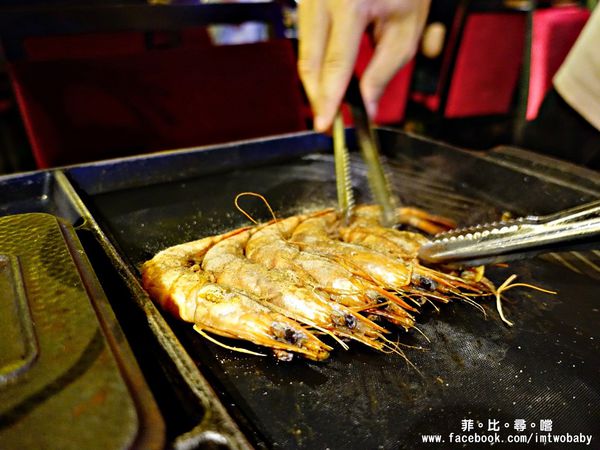 皇上吉饗極品唐風燒肉:【捷運美食】皇上吉饗極品唐風燒肉吃到飽 台北最潮夜店風燒烤店 越夜越high!代烤服務/桌邊魔術/DJ熱場/大安區燒肉/東區宵夜推廌