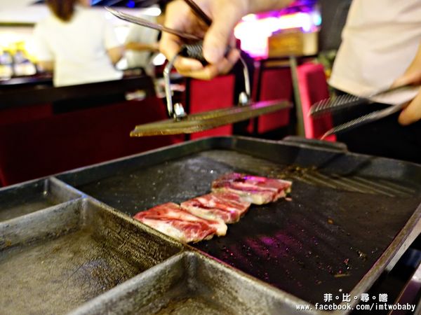 皇上吉饗極品唐風燒肉:【捷運美食】皇上吉饗極品唐風燒肉吃到飽 台北最潮夜店風燒烤店 越夜越high!代烤服務/桌邊魔術/DJ熱場/大安區燒肉/東區宵夜推廌