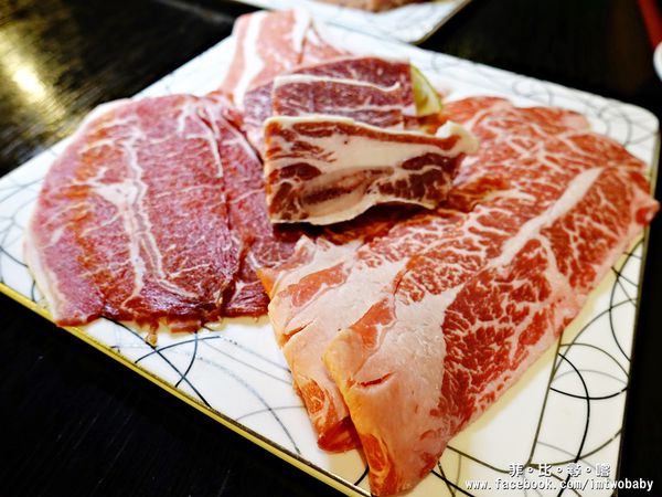 皇上吉饗極品唐風燒肉:【捷運美食】皇上吉饗極品唐風燒肉吃到飽 台北最潮夜店風燒烤店 越夜越high!代烤服務/桌邊魔術/DJ熱場/大安區燒肉/東區宵夜推廌