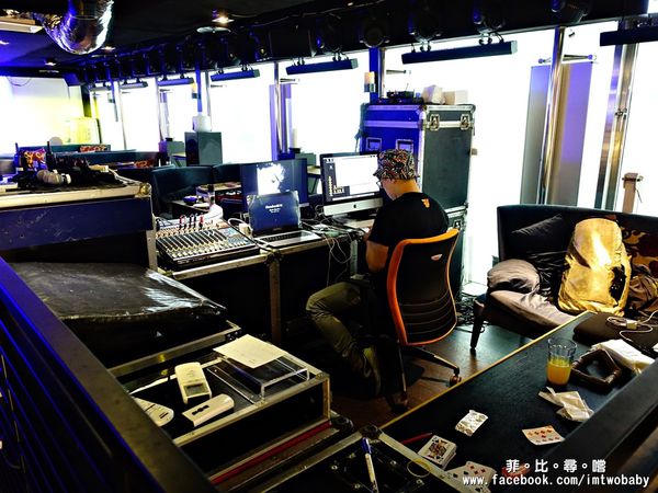 皇上吉饗極品唐風燒肉:【捷運美食】皇上吉饗極品唐風燒肉吃到飽 台北最潮夜店風燒烤店 越夜越high!代烤服務/桌邊魔術/DJ熱場/大安區燒肉/東區宵夜推廌