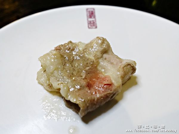 皇上吉饗極品唐風燒肉:【捷運美食】皇上吉饗極品唐風燒肉吃到飽 台北最潮夜店風燒烤店 越夜越high!代烤服務/桌邊魔術/DJ熱場/大安區燒肉/東區宵夜推廌