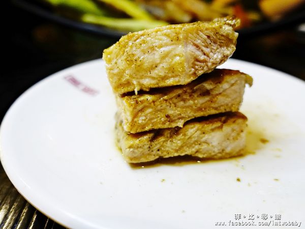 皇上吉饗極品唐風燒肉:【捷運美食】皇上吉饗極品唐風燒肉吃到飽 台北最潮夜店風燒烤店 越夜越high!代烤服務/桌邊魔術/DJ熱場/大安區燒肉/東區宵夜推廌