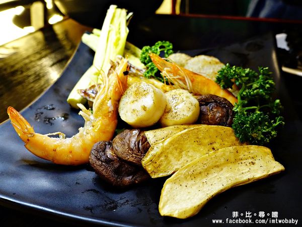 皇上吉饗極品唐風燒肉:【捷運美食】皇上吉饗極品唐風燒肉吃到飽 台北最潮夜店風燒烤店 越夜越high!代烤服務/桌邊魔術/DJ熱場/大安區燒肉/東區宵夜推廌