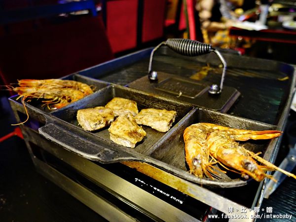 皇上吉饗極品唐風燒肉:【捷運美食】皇上吉饗極品唐風燒肉吃到飽 台北最潮夜店風燒烤店 越夜越high!代烤服務/桌邊魔術/DJ熱場/大安區燒肉/東區宵夜推廌