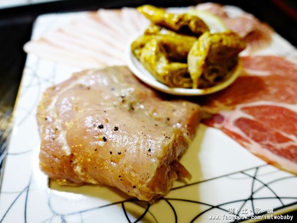 皇上吉饗極品唐風燒肉:【捷運美食】皇上吉饗極品唐風燒肉吃到飽 台北最潮夜店風燒烤店 越夜越high!代烤服務/桌邊魔術/DJ熱場/大安區燒肉/東區宵夜推廌