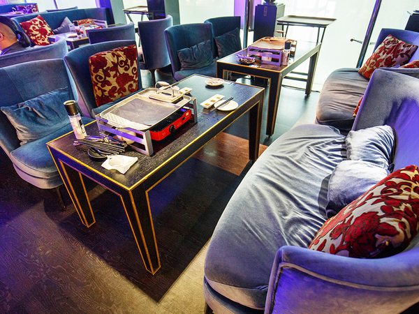 《皇上吉饗極品唐風燒肉》現場DJ High到爆，高品質燒肉讓你盡情吃到飽！