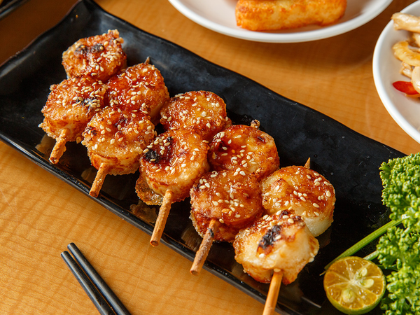 《皇上吉饗極品唐風燒肉》現場DJ High到爆，高品質燒肉讓你盡情吃到飽！