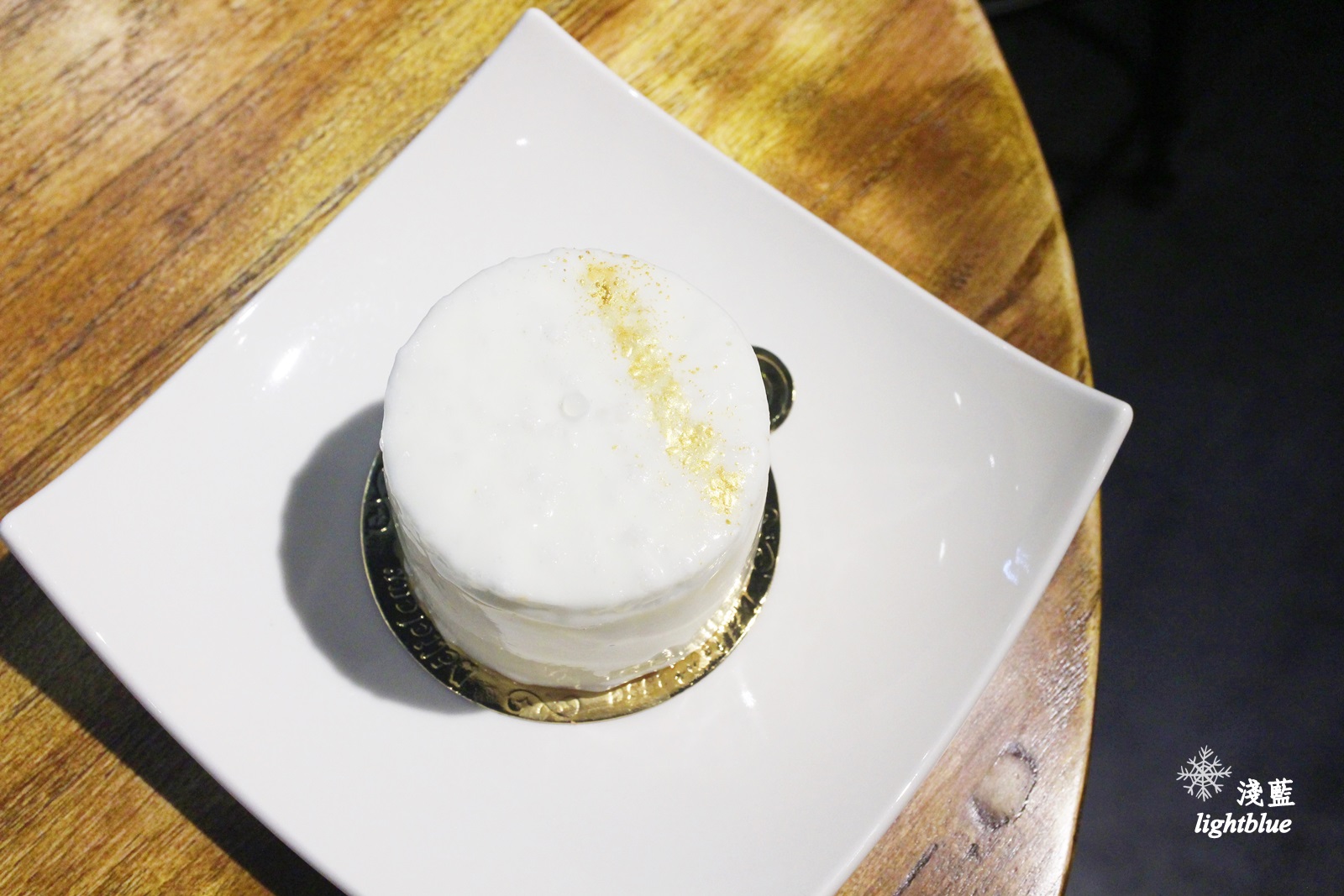 [ 中山國中站美食 ] 淺藍 × WellMore Pâtisserie維摩法式甜點～如咖啡廳一般愜意的甜點空間，免費wifi插座不限時