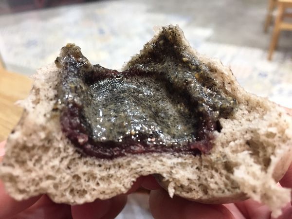 小戶商行 芝麻紫米流沙包