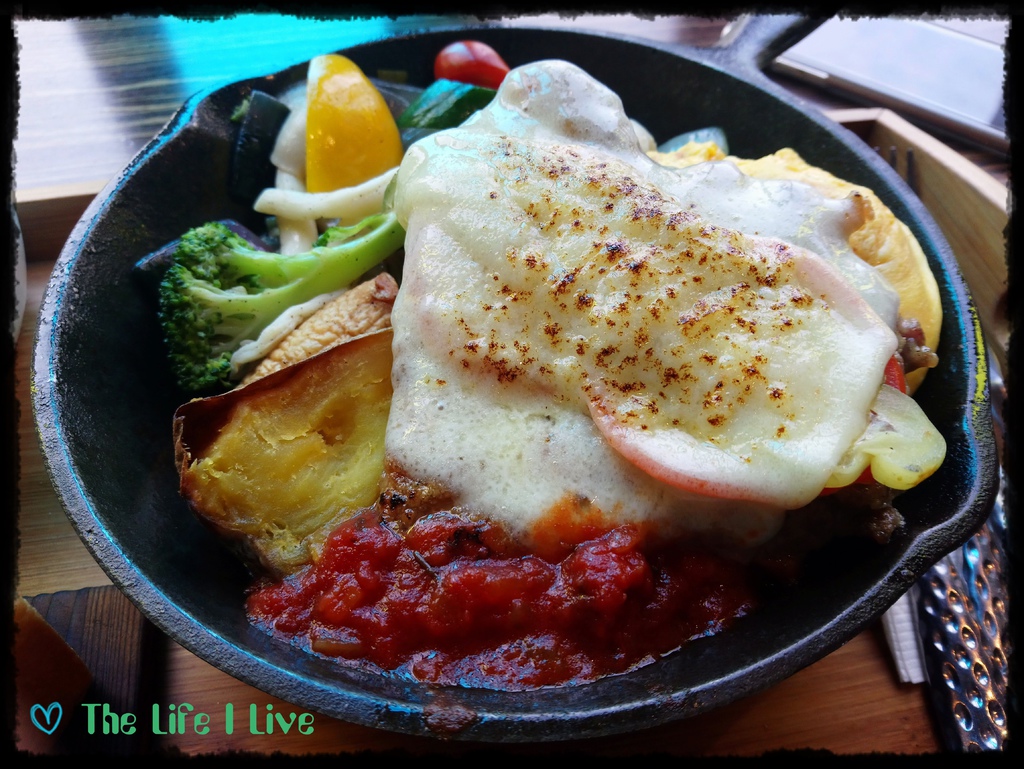 A LITTLE MORE 多一點咖啡館 027.jpg