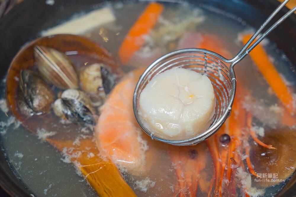 台中鍠樂極上和牛海鮮鍋物-52