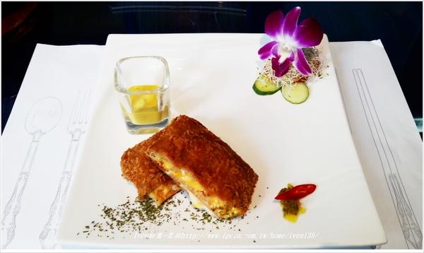 赤崁璽樓 . 蔬食料理餐廳：《台南素食餐廳\台南美食推薦》追遂美學生活，拜訪隱藏在台南巷弄的古典唯美餐廳-【赤崁璽樓-原禪食餐廳】