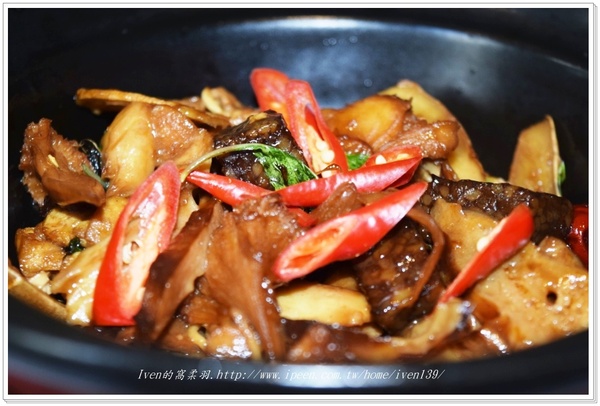 赤崁璽樓 . 蔬食料理餐廳：《台南素食餐廳\台南美食推薦》追遂美學生活，拜訪隱藏在台南巷弄的古典唯美餐廳-【赤崁璽樓-原禪食餐廳】