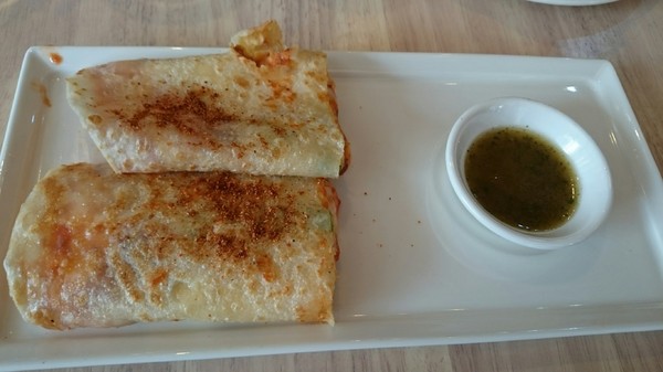 6吋盤早午餐(鼎新店)(鼎新店)：高雄~6吋盤早午餐(鼎新店)~口愛車車兒童餐~必吃的平價早午餐~份量十足有誠意~