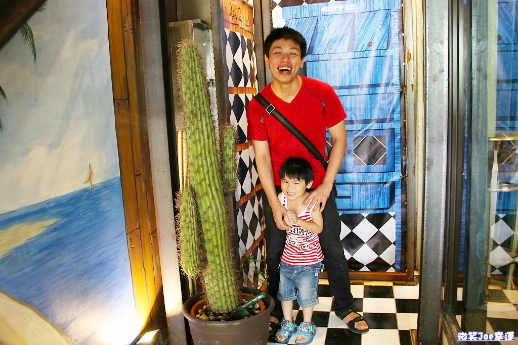 西區|來去找尋草悟道的早午餐~Mirror Cafe競子咖啡,又是IG美照必拍之處。 - 微笑Joe幸運