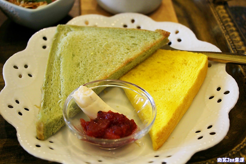 西區|來去找尋草悟道的早午餐~Mirror Cafe競子咖啡,又是IG美照必拍之處。 - 微笑Joe幸運