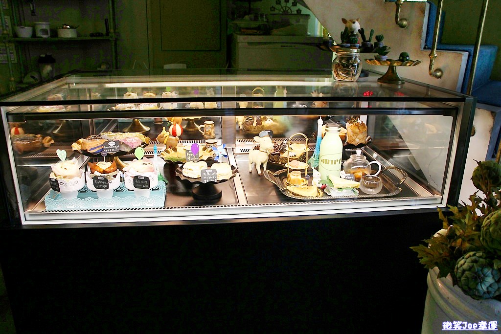 西區|來去找尋草悟道的早午餐~Mirror Cafe競子咖啡,又是IG美照必拍之處。 - 微笑Joe幸運