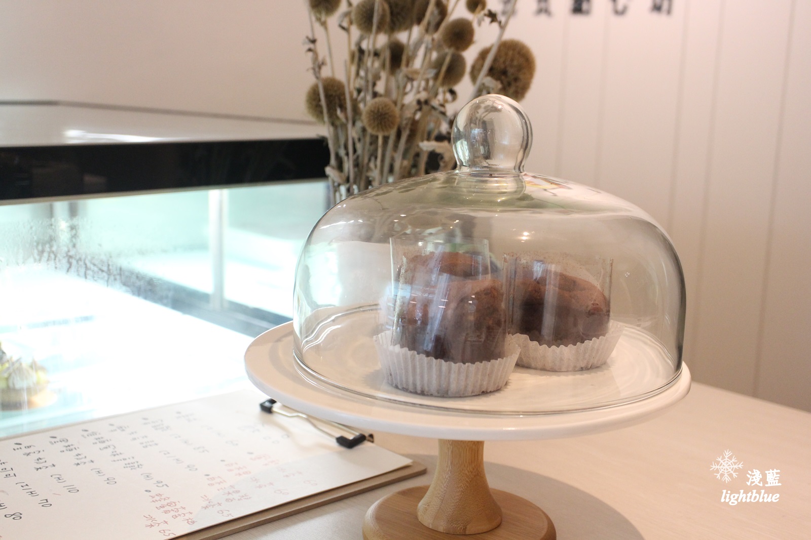 [ 科技大樓站美食 ] 淺藍 × 嗜甜點～巷弄裡的清新甜點店，還有可愛店兔