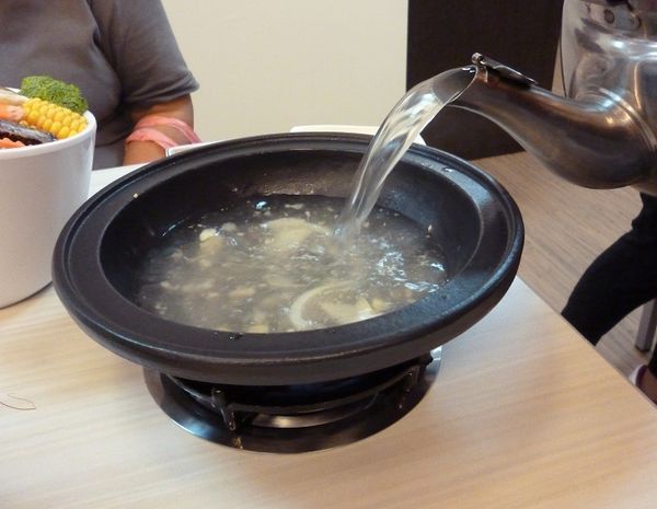 兩披索靚鍋(淡水水源店):兩披索靚鍋的初体驗--兩披索靚鍋(淡水水源店)体驗心得 兩披索靚鍋(淡水水源店):兩披索靚鍋的初体驗--兩披索靚鍋(淡水水源店)体驗心得