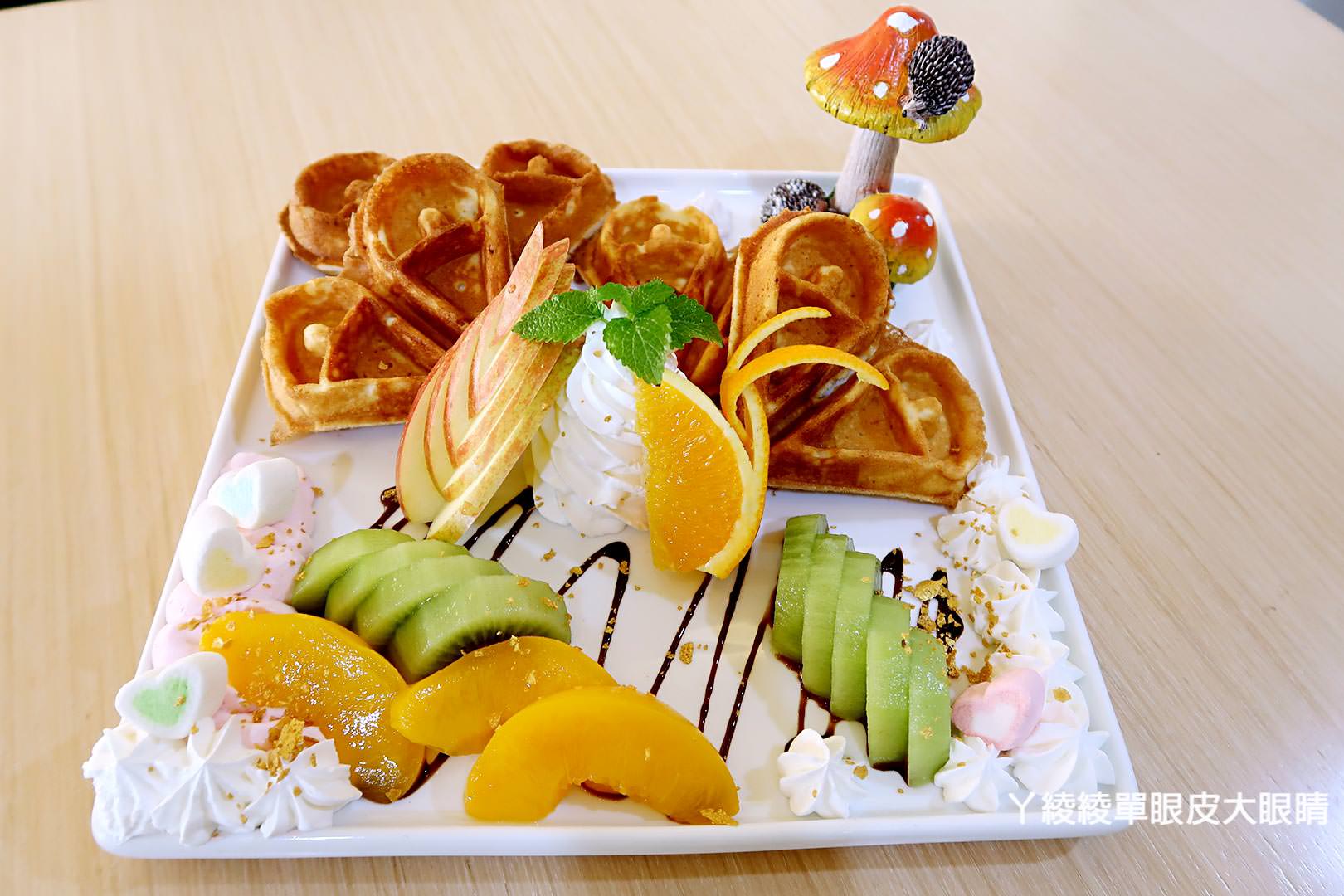 桃園下午茶推薦《三姑的店》,超人氣IG打卡飲料就是它!咖啡自拍藝術拉花