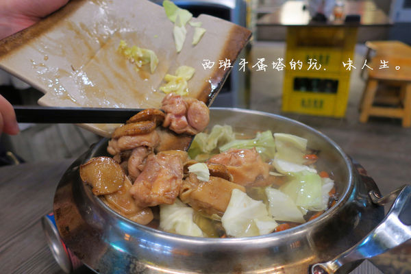 三九八燒烤食堂：三九八燒烤食堂|新竹夜晚嗨起來！各式串燒組合、異國料理炒泡麵、火焰燒酒雞絕對不能錯過～！