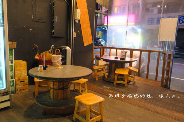 三九八燒烤食堂：三九八燒烤食堂|新竹夜晚嗨起來！各式串燒組合、異國料理炒泡麵、火焰燒酒雞絕對不能錯過～！