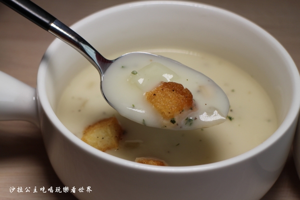 Mr. Tom 頂級牛排店:桃園龜山美食『Mr. Tom 頂級牛排店』林口好吃/比50元硬幣還厚的菲力牛排/飲料無限供應