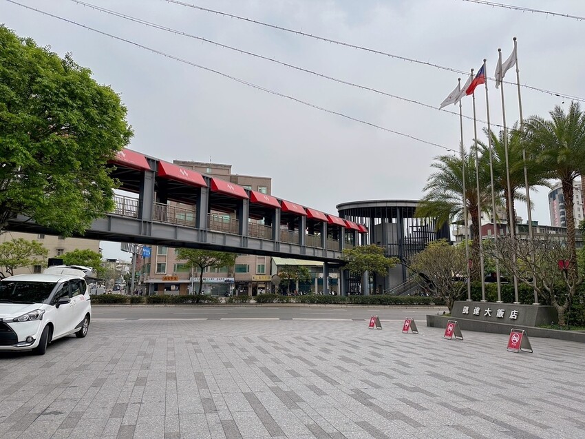 萬華住宿推薦《台北凱達大飯店》平價舒適交通便利！唯一車站共構的星級飯店！住宿高鐵優惠方案