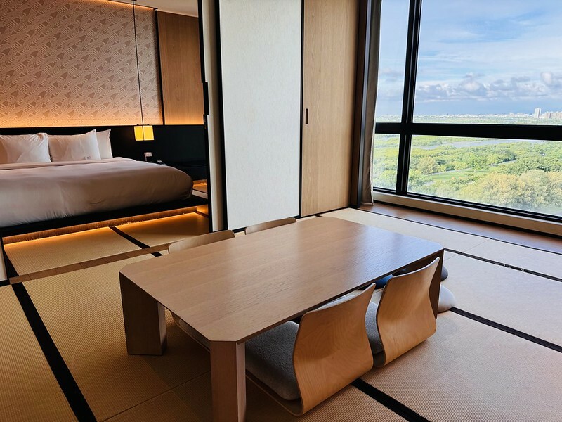 台南大員皇冠，假日酒店豪華日式榻榻米房。