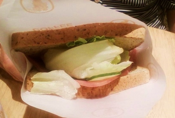 路易莎咖啡Louisa Coffee(淡水店)：我在路易莎咖啡--路易莎咖啡Louisa Coffee体驗心得