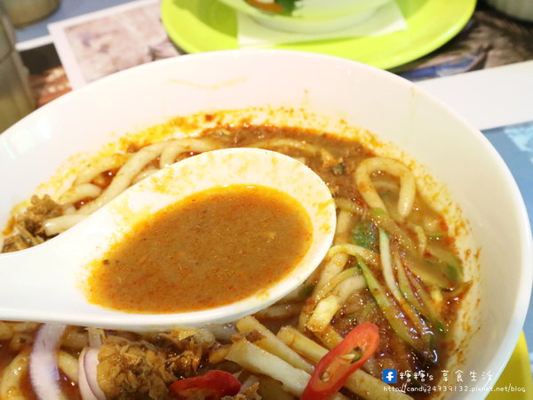 Mamak檔:〖台中│美食〗Mamak檔 星馬料理 ❤ 勤美商圈IG打卡熱點!!台北超夯馬來西亞料理店在台中也吃的到啦,裝潢超美,結合彩繪拍照景點,還有台中店限定湯麵重口味上市囉~