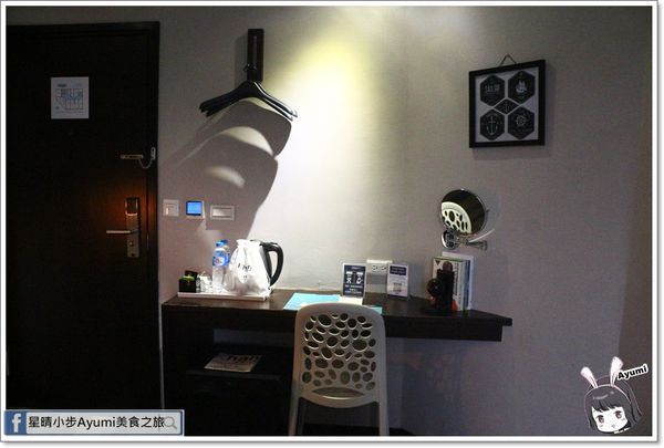 Khan康瀚行旅：[高雄住宿推薦]台灣第一間倫敦設計獎飯店－康瀚行旅／捷運、夜市步行約10分鐘／附近景點有駁二、愛河、旗津