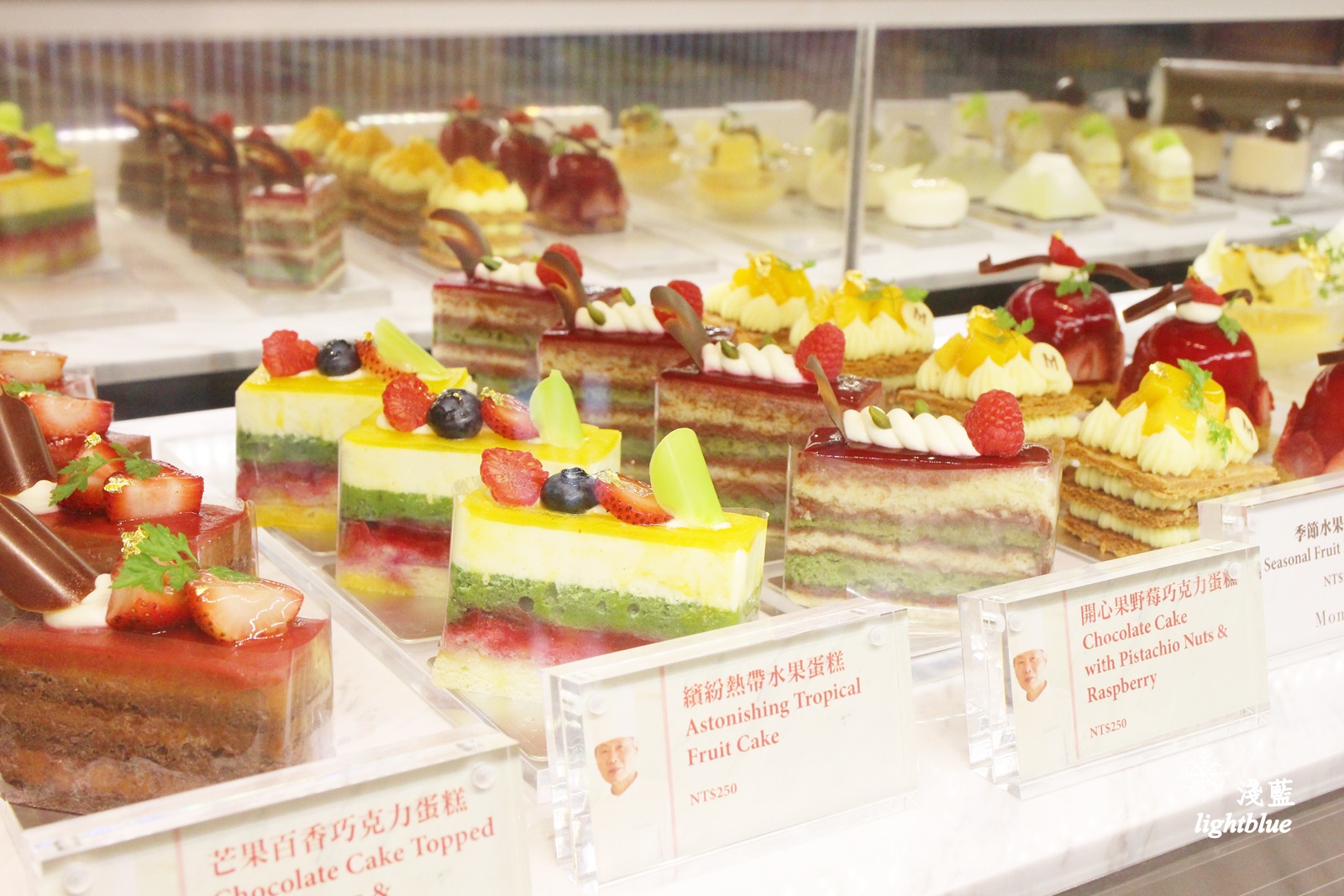 [ 劍南站．美麗華商圈美食 ] 淺藍 × 美福大飯店 Moment café & bakery～與日本神戶甜點的下午茶約會（文末抽獎神戶名廚限定甜品）