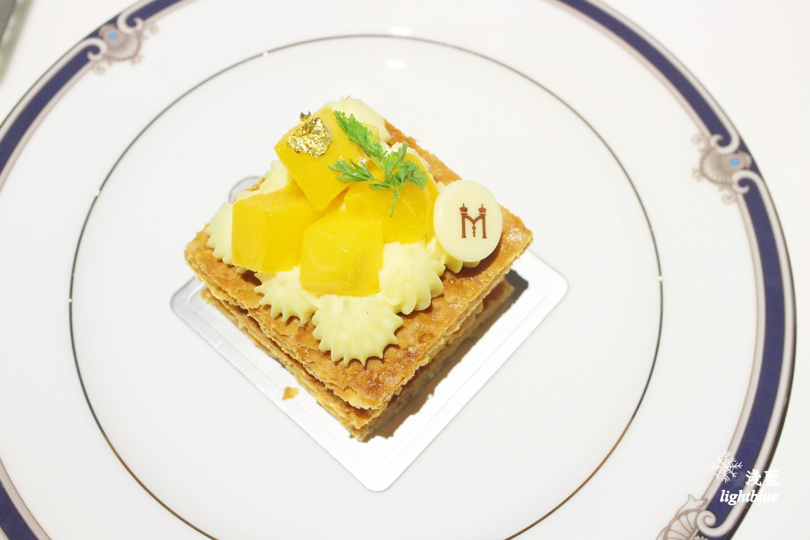 [ 劍南站．美麗華商圈美食 ] 淺藍 × 美福大飯店 Moment café & bakery～與日本神戶甜點的下午茶約會（文末抽獎神戶名廚限定甜品）