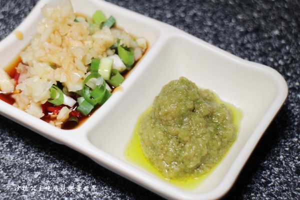 王子鴻精緻鍋物(原:王子鴻異國精緻火鍋):三重涮涮鍋/火鍋『王子鴻精緻鍋物』副餐/甜湯/飲料/冰淇淋無限供應/吃的到南洋風味鍋底/捷運台北橋站