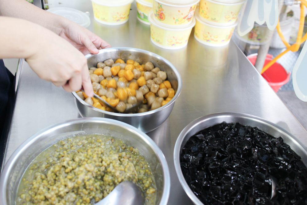 桃園市區 | 星大王甜品專賣店 ::: 承襲古法熬煮黑糖，吃出剉冰新滋味 - 開朗少女的吃喝跑跳蹦