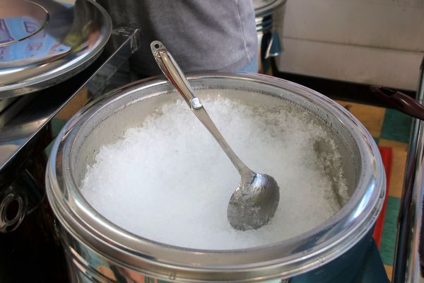 星大王甜品專賣店：【桃園美食】星大王甜品專賣~人氣古早味冰品/米苔目和芋圓口感Q彈/(隱藏版的)鳳梨芋圓冰/鳳梨綜合冰好吃