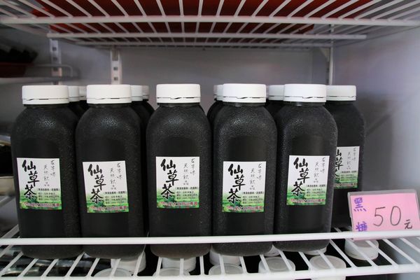 星大王甜品專賣店：【桃園美食】星大王甜品專賣~人氣古早味冰品/米苔目和芋圓口感Q彈/(隱藏版的)鳳梨芋圓冰/鳳梨綜合冰好吃