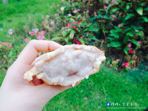 Q弟紅豆餅(台灣店):〖台中│美食〗Q弟紅豆餅-台灣店 ❤ 台中火車站必吃銅板美食"Q弟紅豆餅"~價格親民,口味創新多樣化,給你滿滿的爆餡美味!激推芋頭牛奶、卡士達珍珠、起司蛋~