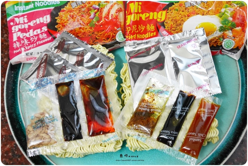 台灣炒麵始祖 浪味炒麵 vs 網路上號稱最好吃的 印尼乾麵