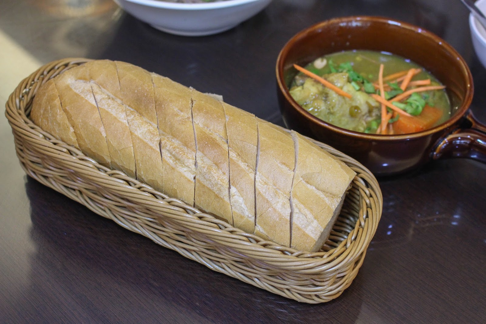 [高雄美食]連越南人都認可的道地越南料理~天廚河粉~