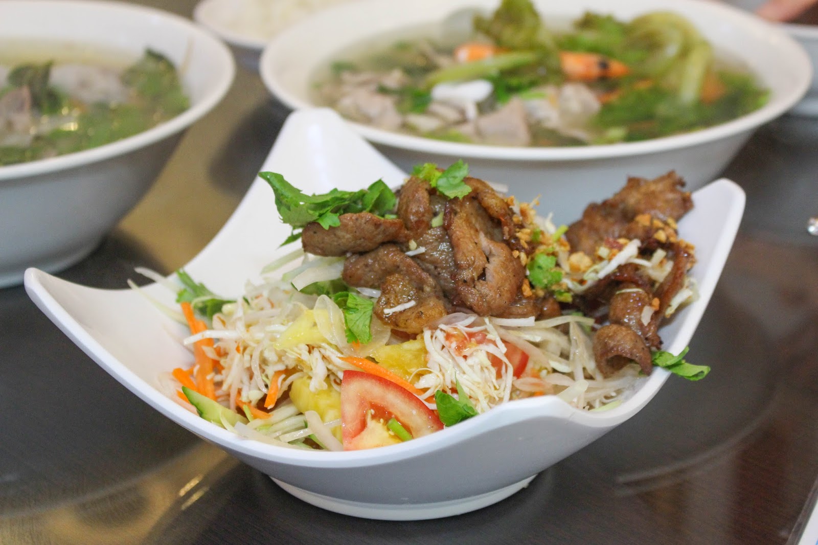 [高雄美食]連越南人都認可的道地越南料理~天廚河粉~