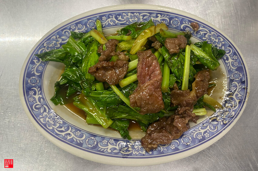 台南中西區美食/在地人激推鬍鬚忠牛肉湯!牛肉湯分三種等級各有魅力