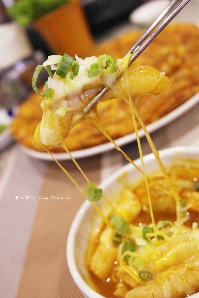 [台南佳里]韓春館 韓式料理-小錢也能吃大餐~銅盤烤肉+起司石鍋拌飯+人參糯米雞湯+起司年糕+海鮮泡菜煎餅!!味道超棒!