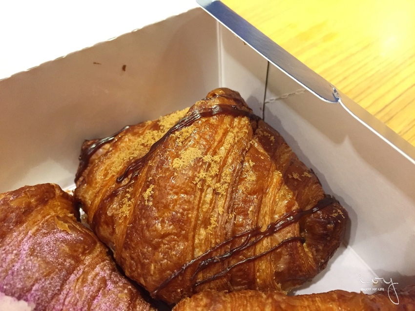 八月堂殿堂級可頌 新光三越左營店