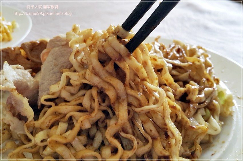 初心亭 牛汁拌麵+牛肉乾(原味&辣味) 17.jpg